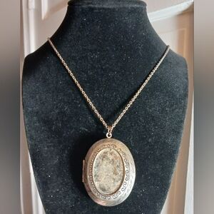 Vintage Large Deep *Cabinet* Oval Locket Pill Box Tarnished Silvertone Necklace